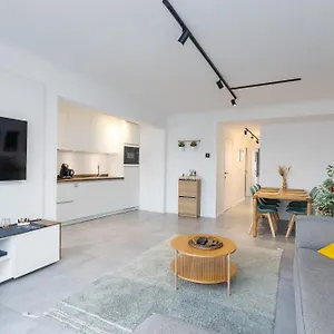 Center Luxury Floor With Free Parking Ostende
